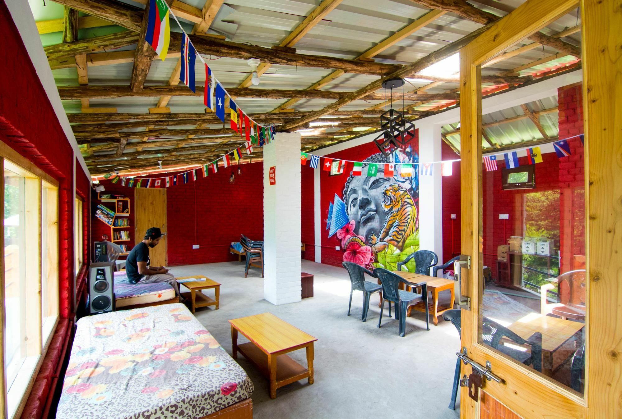 Backpacker Panda Manali Hostel Εξωτερικό φωτογραφία